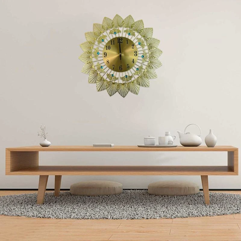 Elegant Artistic Metal Large Wall Clock With Quiet Mechanism and Dials Arabic Numerals For Living Space Decors B03E