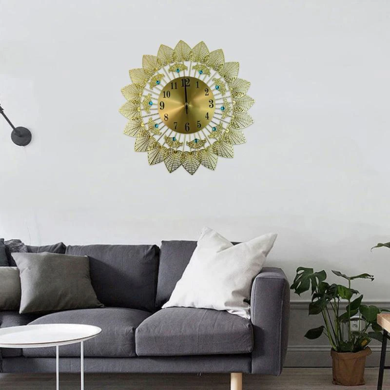 Elegant Artistic Metal Large Wall Clock With Quiet Mechanism and Dials Arabic Numerals For Living Space Decors B03E
