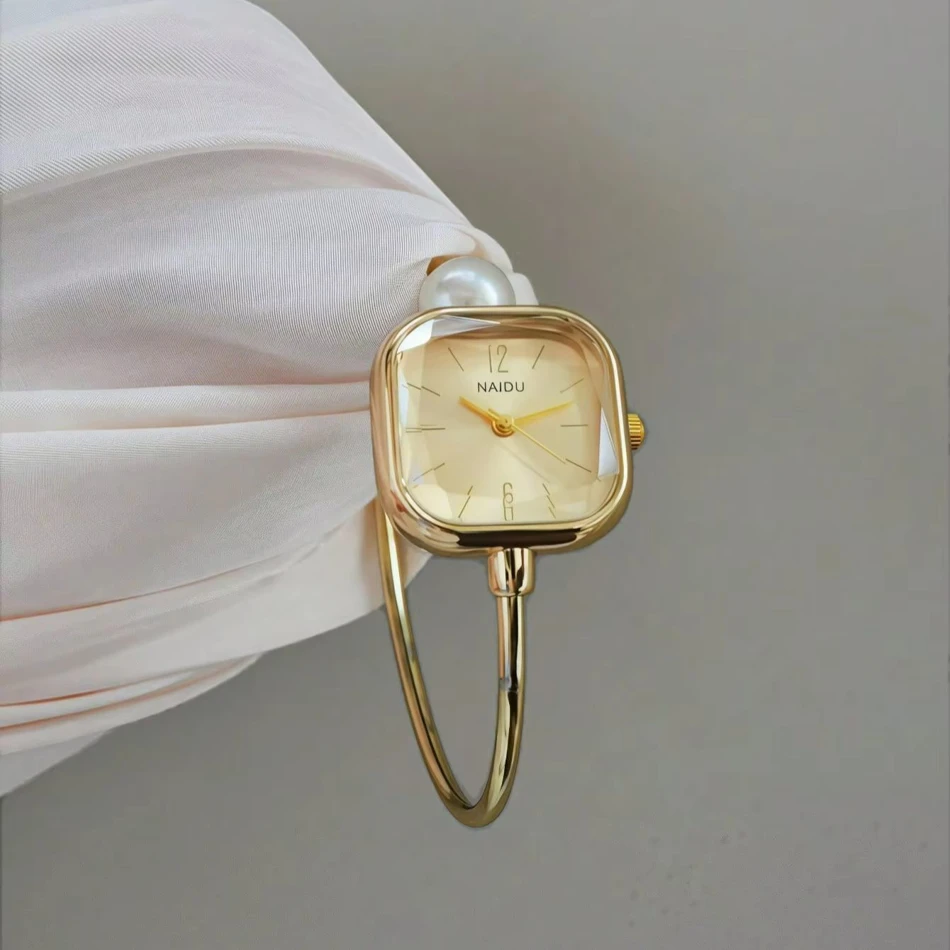 1 Piece of Women's Fashionable Simple Retro Versatile Wristwatch Suitable for Daily Wear