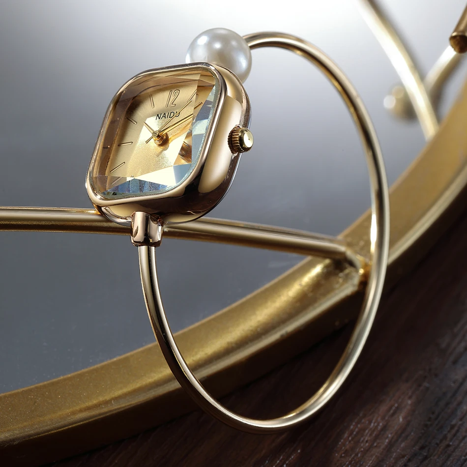 1 Piece of Women's Fashionable Simple Retro Versatile Wristwatch Suitable for Daily Wear